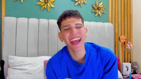 Snapshot of jasson_smit chatting on December 6, 2:38 pm J A S S O N online show from December 6, 2:38 pm