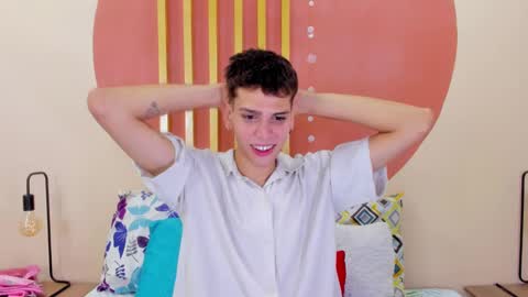 Snapshot of jasson_smit chatting on December 16, 1:22 pm J A S S O N online show from December 16, 1:22 pm