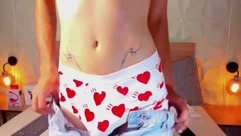 Snapshot of jasson_smit chatting on February 25, 1:50 pm J A S S O N online show from February 25, 1:50 pm