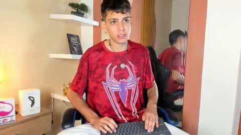 Snapshot of jasson_smit chatting on October 17, 3:47 pm J A S S O N online show from October 17, 3:47 pm