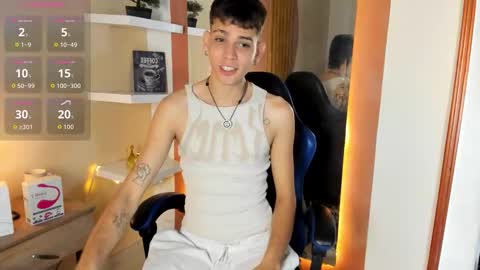Snapshot of jasson_smit chatting on October 20, 1:55 pm J A S S O N online show from October 20, 1:55 pm
