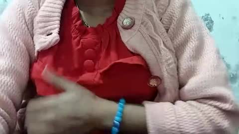 Snapshot of jasspreettt chatting on December 12, 1:49 pm jasspreettt online show from December 12, 1:49 pm