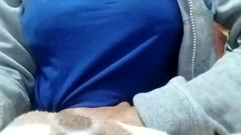 Snapshot of jasspreettt chatting on December 19, 2:45 am jasspreettt online show from December 19, 2:45 am