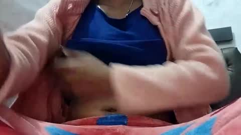 Snapshot of jasspreettt chatting on January 21, 12:07 pm jasspreettt online show from January 21, 12:07 pm