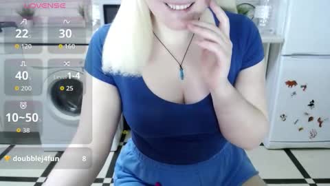 jassyjassypaw online show from March 4, 3:23 am