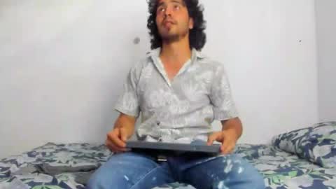 Snapshot of jave_rave chatting on November 8, 8:18 pm jave_rave online show from November 8, 8:18 pm