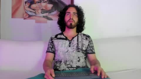 Snapshot of jave_rave chatting on April 20, 3:31 am jave_rave online show from April 20, 3:31 am