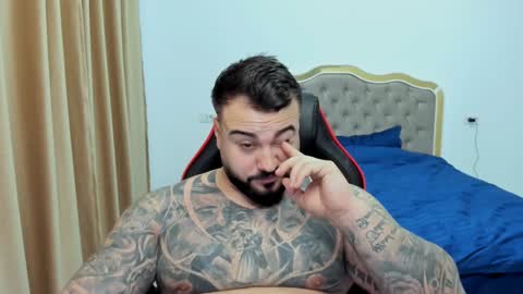  Javi  online show from December 16, 8:26 pm