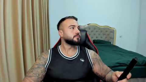  Javi  online show from December 5, 6:00 am