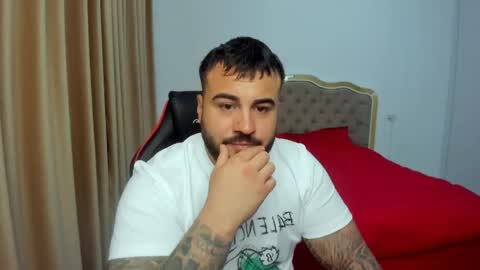 Snapshot of javicute4u chatting on June 7, 9:51 pm Javi online show from June 7, 9:51 pm