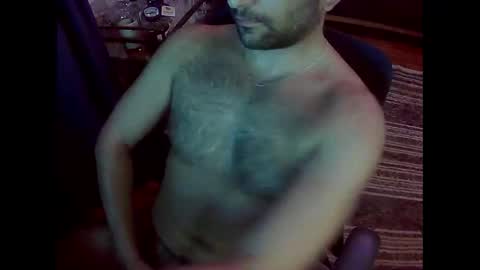 Snapshot of javiererik chatting on February 26, 5:42 am javi online show from February 26, 5:42 am