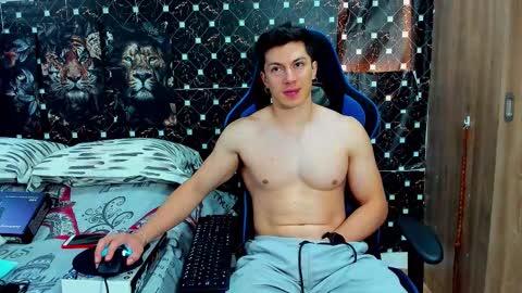 Javier online show from February 26, 7:24 pm