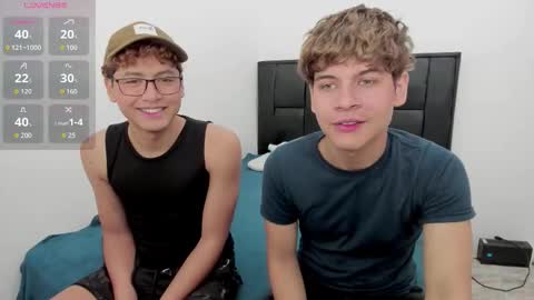 javieryalejandro online show from November 9, 2:37 pm