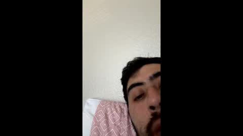 Snapshot of javii3121 chatting on February 23, 9:59 pm Javi online show from February 23, 9:59 pm