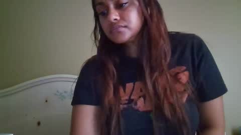 Snapshot of javinarose chatting on June 3, 8:47 pm javinarose online show from June 3, 8:47 pm