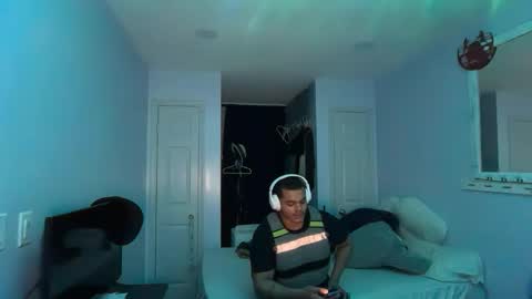 javiSdick online show from February 28, 5:41 am