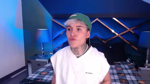 JAX online show from December 17, 3:34 am