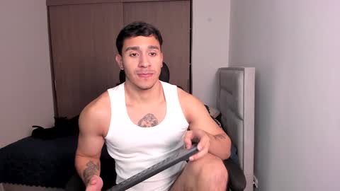 Snapshot of jay_marcos chatting on December 19, 2:23 am Jay marcos online show from December 19, 2:23 am