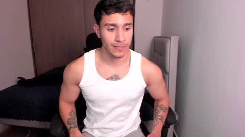 Snapshot of jay_marcos chatting on December 19, 5:29 am Jay marcos online show from December 19, 5:29 am