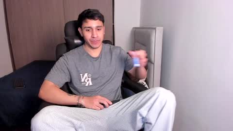 Snapshot of jay_marcos chatting on December 26, 2:01 am Jay marcos online show from December 26, 2:01 am