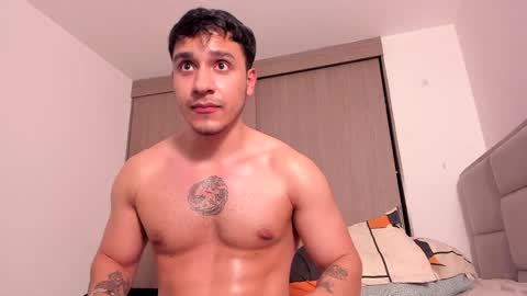 Snapshot of jay_marcos chatting on December 30, 11:04 am Jay marcos online show from December 30, 11:04 am