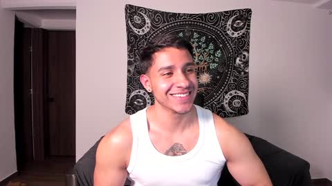 Snapshot of jay_marcos chatting on January 24, 12:31 am Jay marcos online show from January 24, 12:31 am