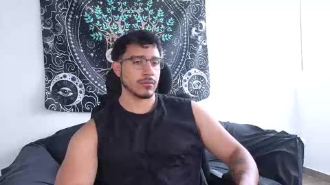 Snapshot of jay_marcos chatting on September 28, 6:57 pm Jay marcos online show from September 28, 6:57 pm