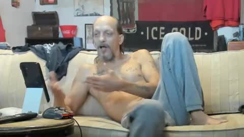 Snapshot of jay_short7863 chatting on July 17, 3:39 pm O F jay short786 online show from July 17, 3:39 pm