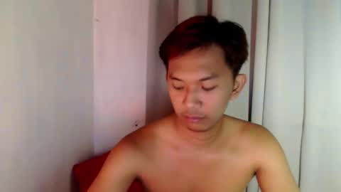 Snapshot of jay_xxx24 chatting on April 15, 11:06 am jay_xxx24 online show from April 15, 11:06 am