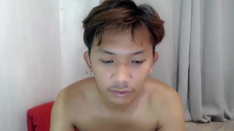 Snapshot of jay_xxx24 chatting on April 19, 8:02 am jay_xxx24 online show from April 19, 8:02 am