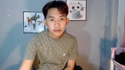 Snapshot of jay_xxx24 chatting on April 29, 10:08 am jay_xxx24 online show from April 29, 10:08 am