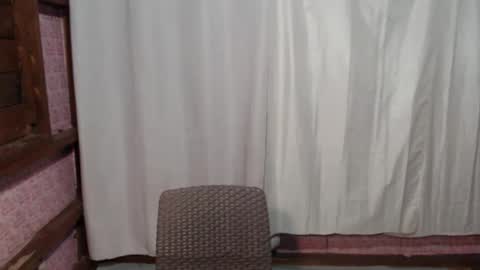 Snapshot of jay_xxx24 chatting on May 24, 12:10 pm jay_xxx24 online show from May 24, 12:10 pm