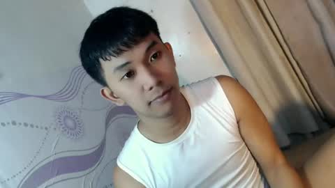 Snapshot of jay_xxx24 chatting on July 3, 11:38 am jay_xxx24 online show from July 3, 11:38 am