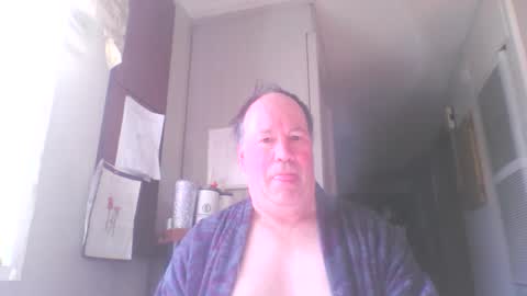 Snapshot of jaycu1962 chatting on May 4, 3:08 pm Jay online show from May 4, 3:08 pm