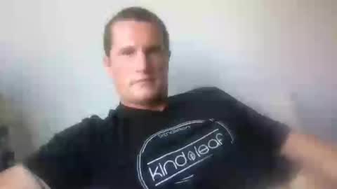 Snapshot of jaycup1989 chatting on July 26, 6:59 pm jaycup1989 online show from July 26, 6:59 pm