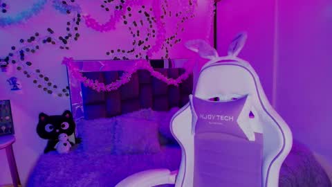 Jayen online show from February 12, 12:05 am