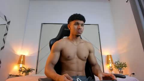 Snapshot of jaydenvance chatting on April 30, 3:46 am JAYDEN online show from April 30, 3:46 am