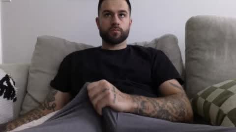 jayg333 online show from December 5, 2:03 pm