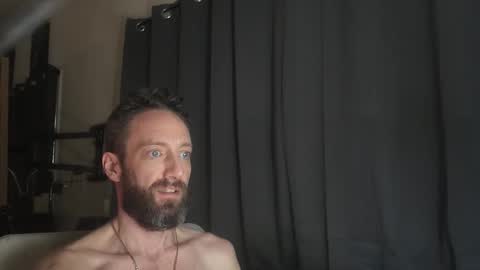 Snapshot of jaylicks888 chatting on May 18, 6:47 pm Jaylicks888 online show from May 18, 6:47 pm