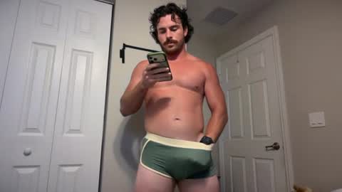Snapshot of jaypipeahoe chatting on July 7, 1:52 am jaypipeahoe online show from July 7, 1:52 am