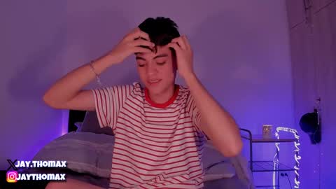 Snapshot of jaythomax chatting on December 19, 4:34 am jaythomax online show from December 19, 4:34 am