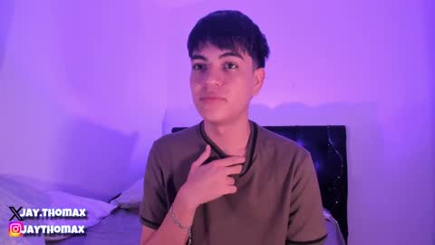 Snapshot of jaythomax chatting on January 13, 10:36 am jaythomax online show from January 13, 10:36 am