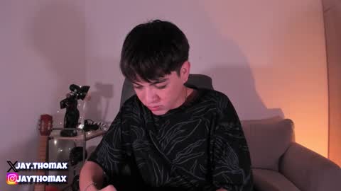 Snapshot of jaythomax chatting on February 8, 11:24 pm jaythomax online show from February 8, 11:24 pm