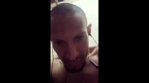 Snapshot of jayyy159 chatting on April 7, 2:01 am jayyy159 online show from April 7, 2:01 am
