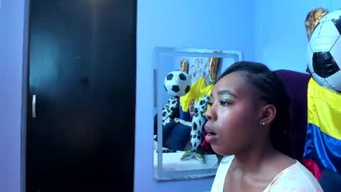 Snapshot of jazara_koral chatting on June 16, 12:52 pm jazara_koral online show from June 16, 12:52 pm