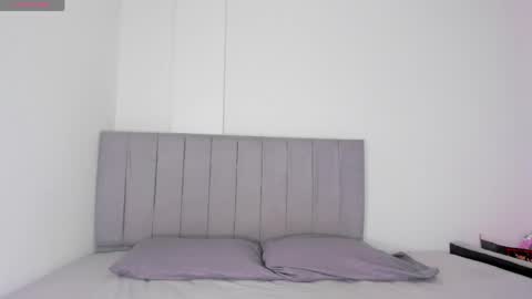Snapshot of jazlycute__ chatting on June 2, 12:18 pm Jazly online show from June 2, 12:18 pm