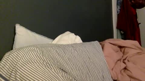 Snapshot of jazzman460569 chatting on May 14, 5:36 am jazzman460569 online show from May 14, 5:36 am
