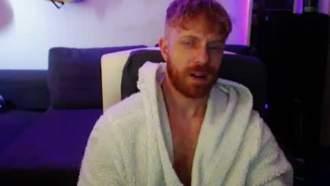 Snapshot of jb_cams chatting on January 17, 11:27 am jb_cams online show from January 17, 11:27 am