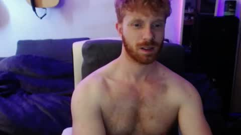 Snapshot of jb_cams chatting on February 25, 10:04 am jb_cams online show from February 25, 10:04 am