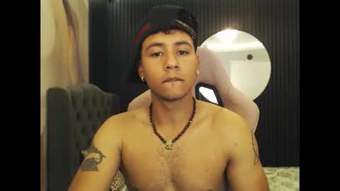 Snapshot of jbarto_ chatting on April 27, 1:31 pm jbarto_ online show from April 27, 1:31 pm